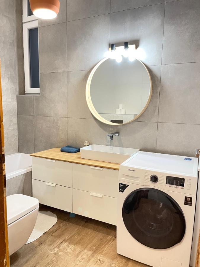 Dream Design - 3 Bedrooms & Finn Sauna Apartment *