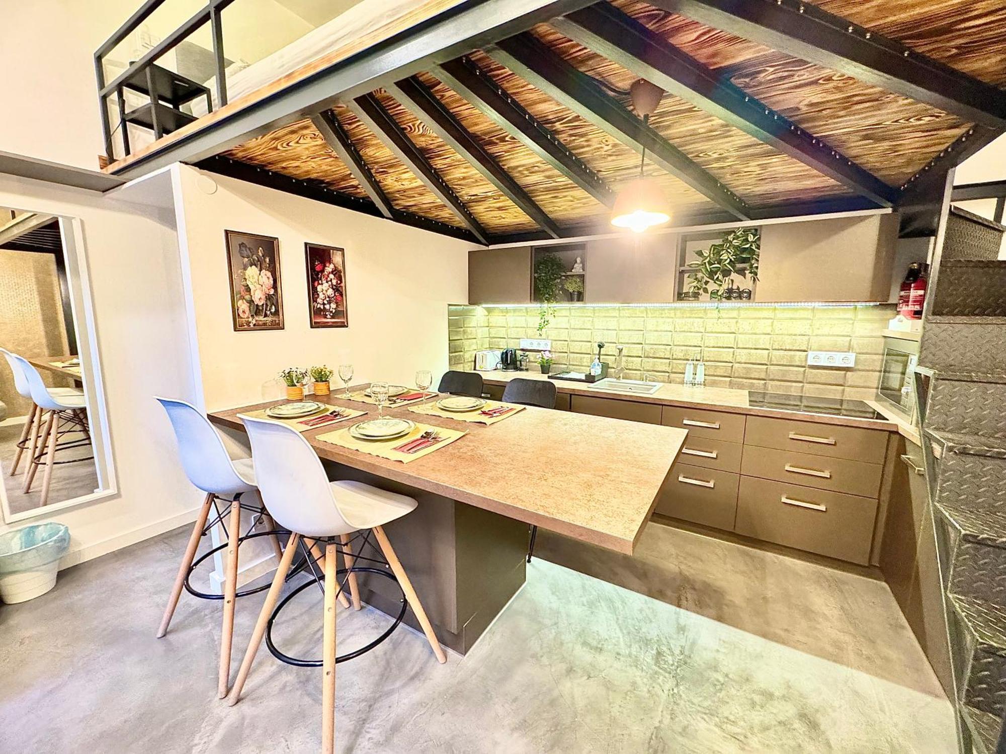 Dream Design - 3 Bedrooms & Finn Sauna Apartment